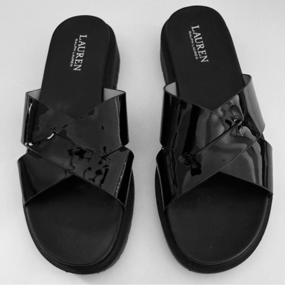 Lauren Ralph Lauren Kelsie Lugged Sole Leather Sandal,Black Patent, Size 8, NWOB - Picture 4 of 10